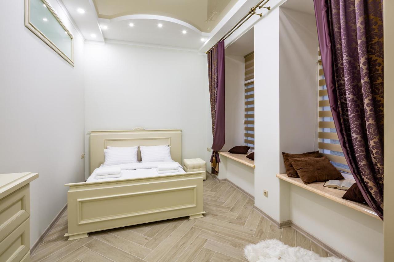 Avangard Sholom Aleikhem 1 Apart Liov Exterior foto